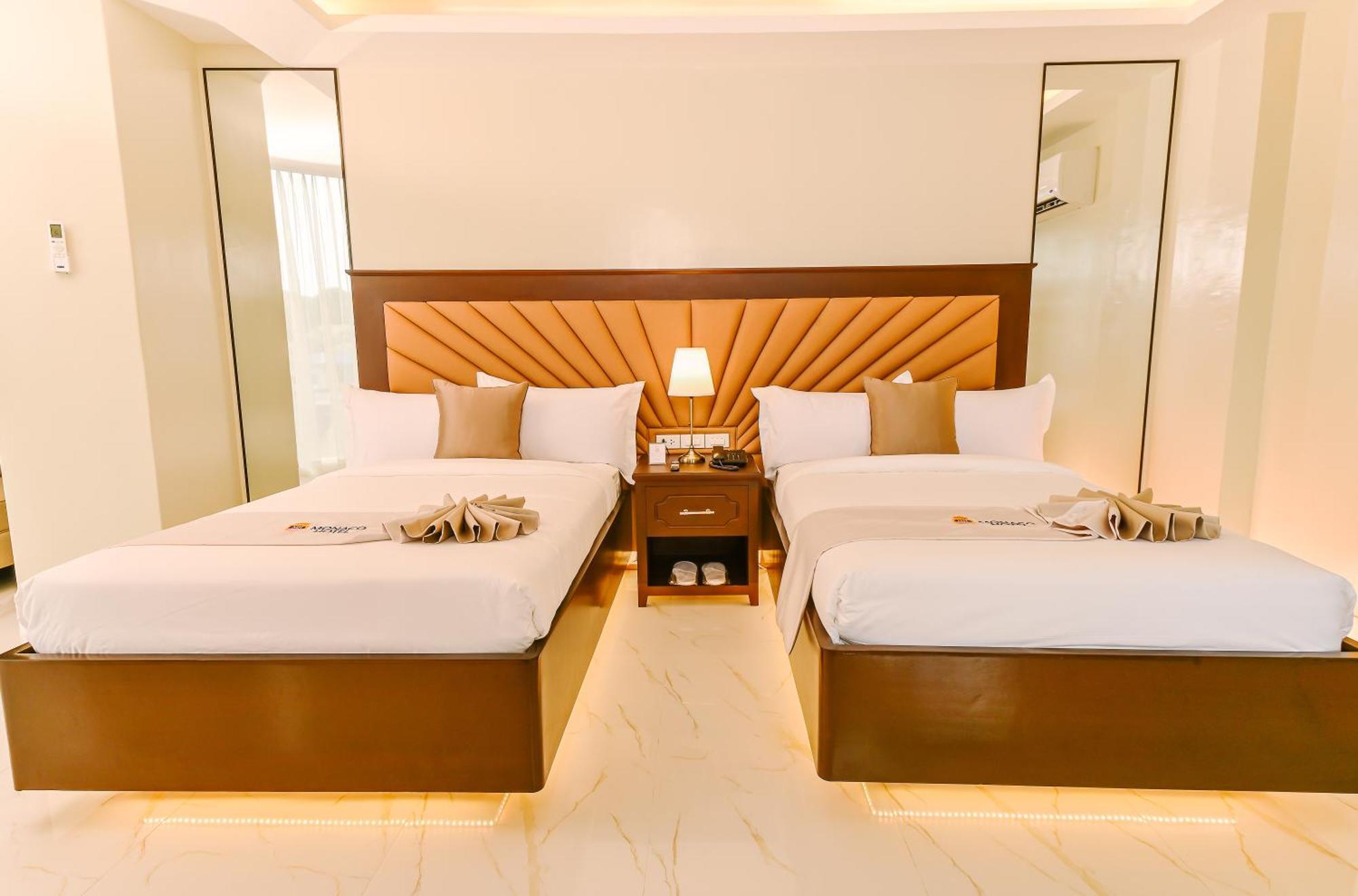 Monaco Hotel Taytay  Екстериор снимка